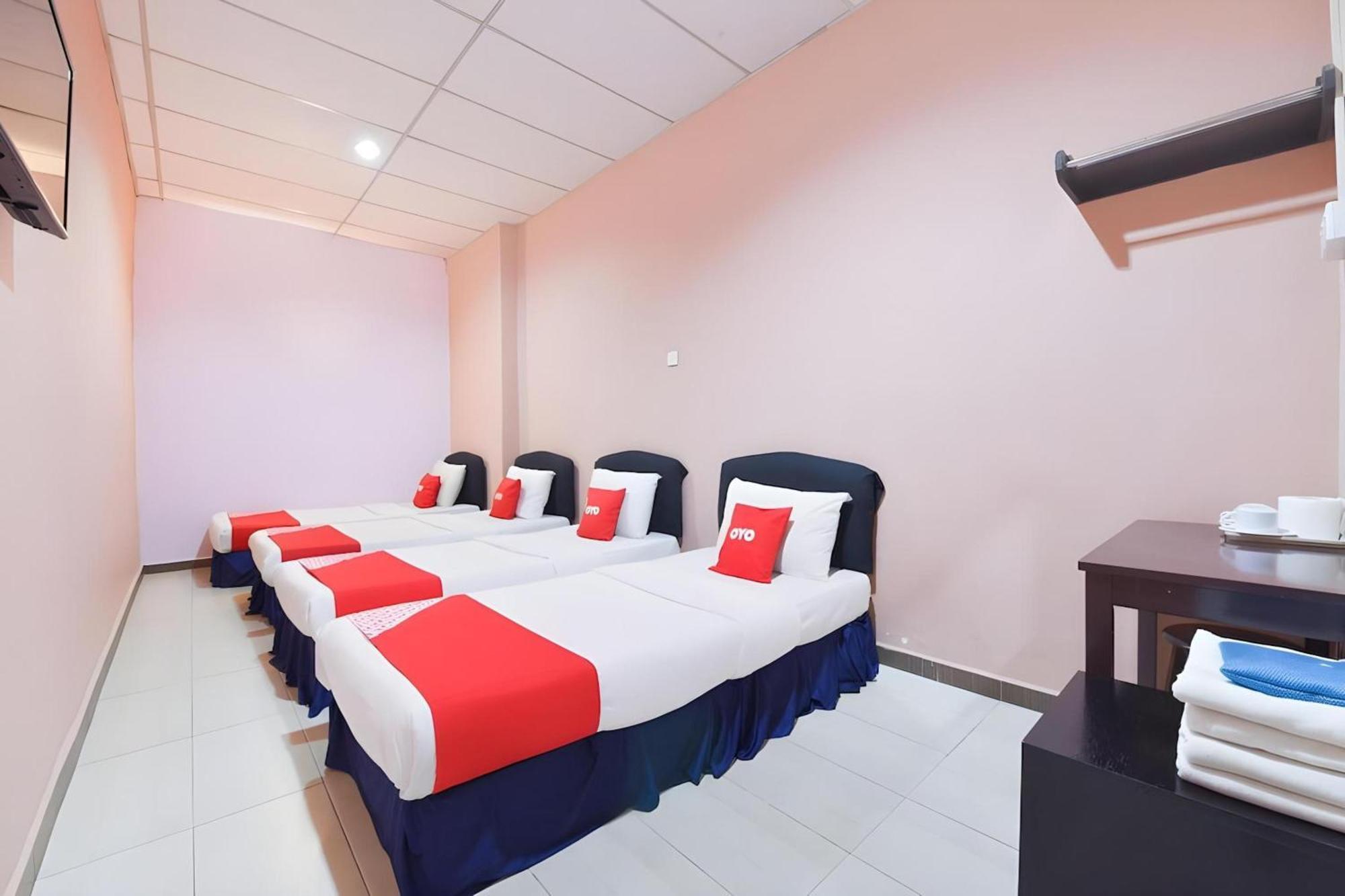 Destiny Riverside Hotel Kota Bharu Buitenkant foto