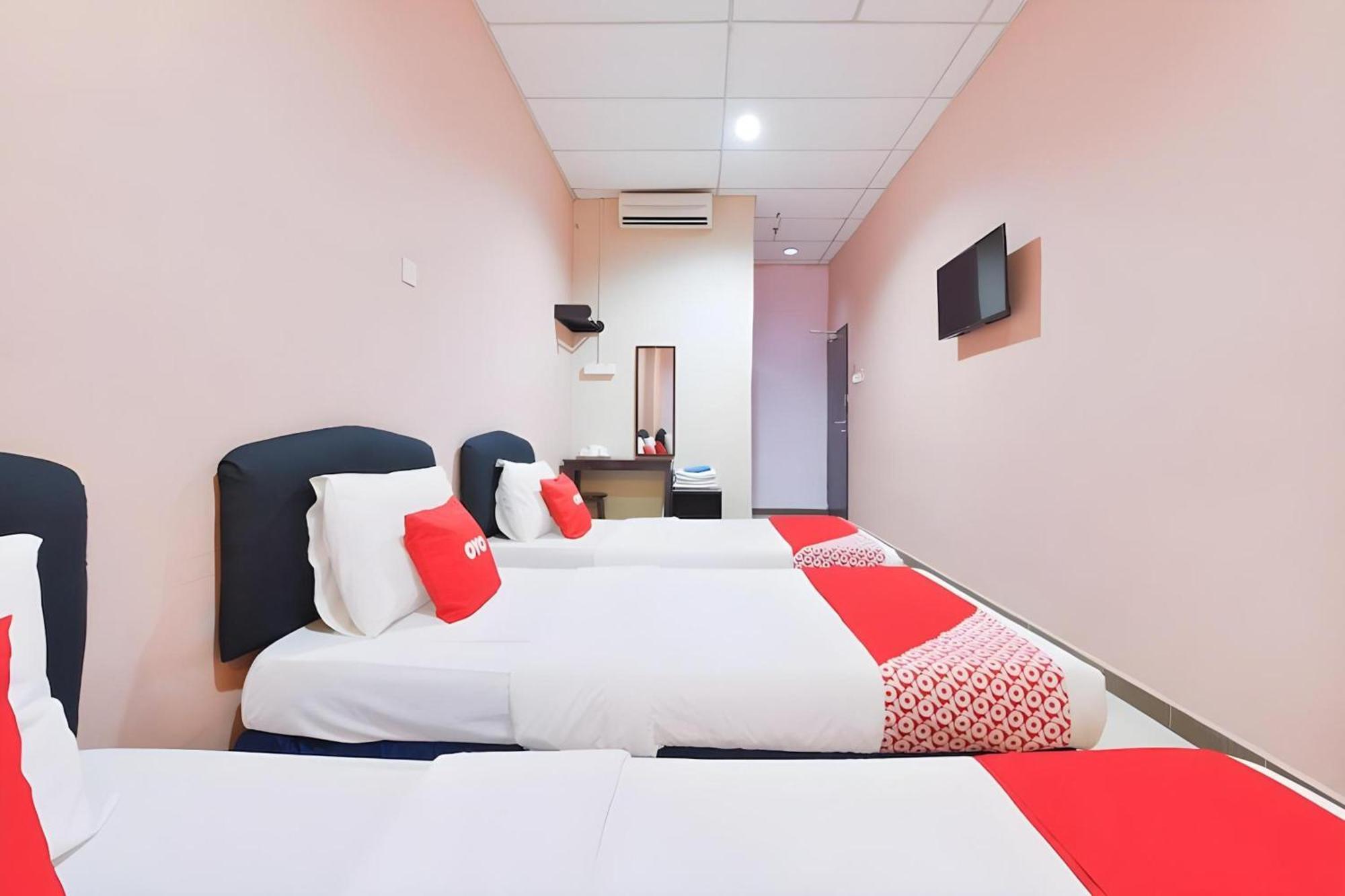 Destiny Riverside Hotel Kota Bharu Buitenkant foto